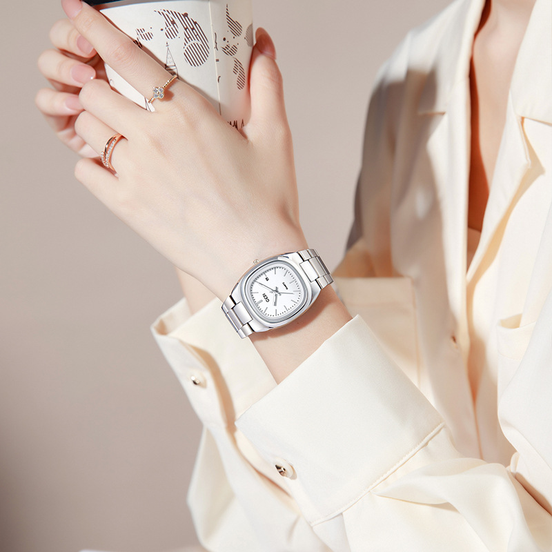 UTHAI CQ361 Fashionable Women  - Luxury Watch Strap review and price