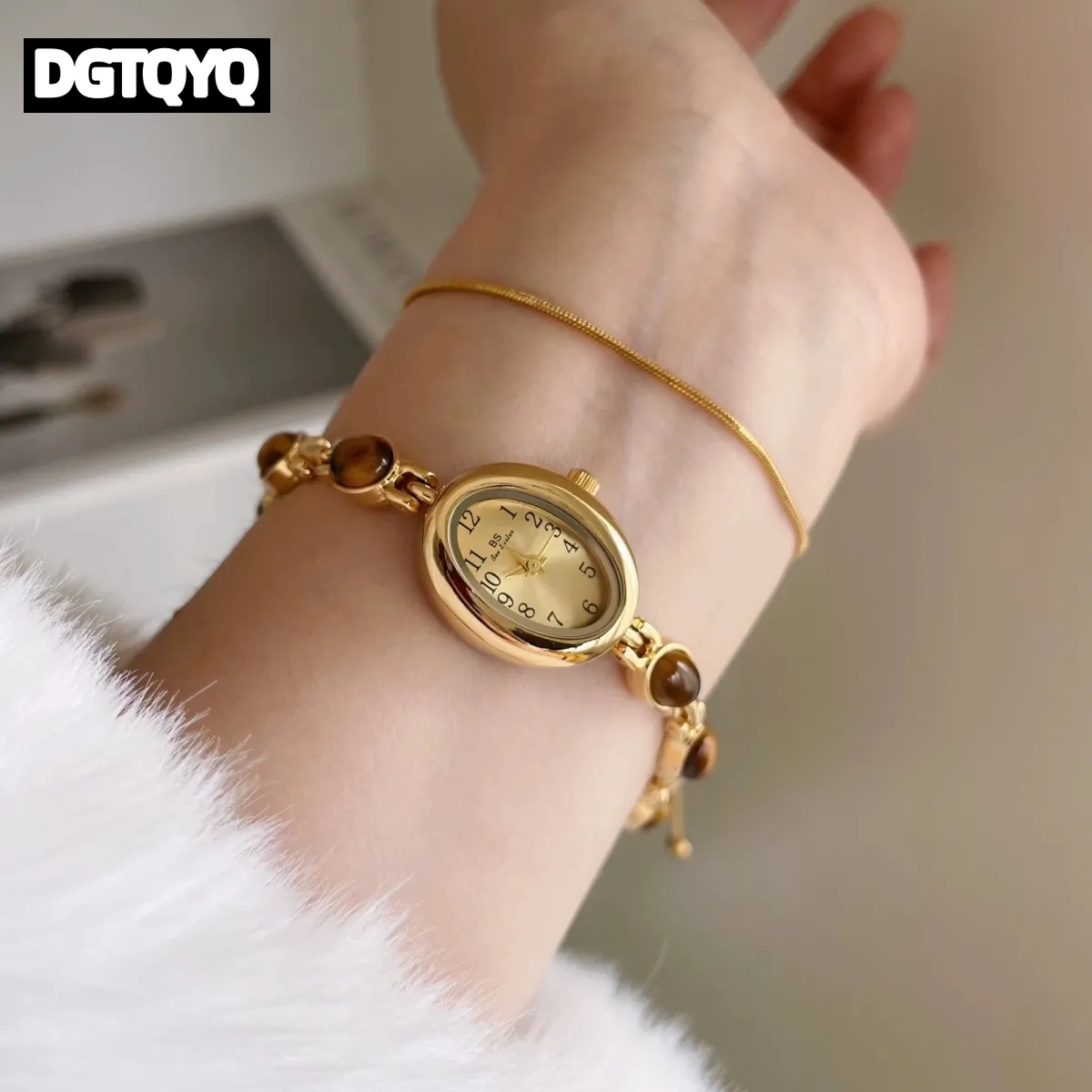 Luxury Vintage Quartz Women's  - Luxury Watch Green Dial review and price